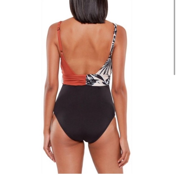 Sanctuary one piece swimsuit w/flattering plunge front, belt, faux wrap, size M - Picture 2 of 5